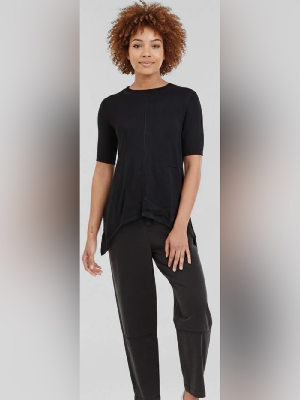 🆕 Isaac Mizrahi Black Short Sleeve Sweater Top